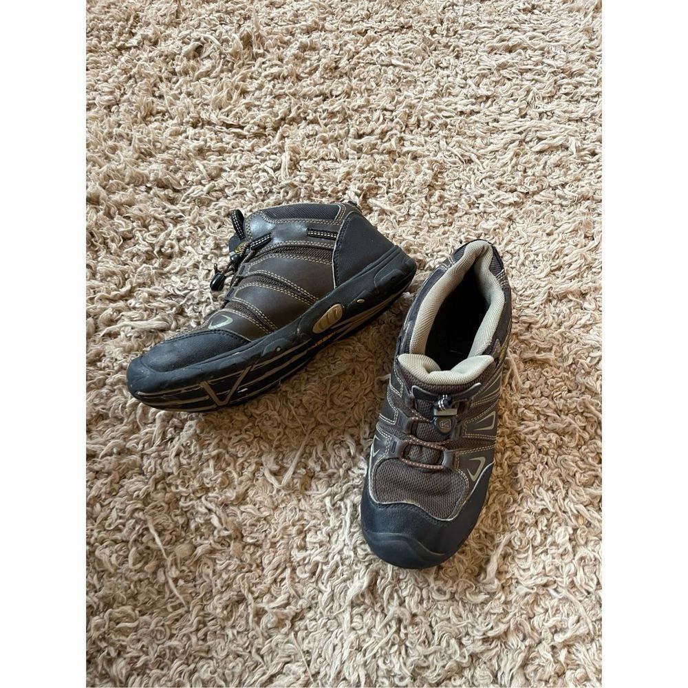 Keen leather outdoor mid hiking boots size 7.5 women’s